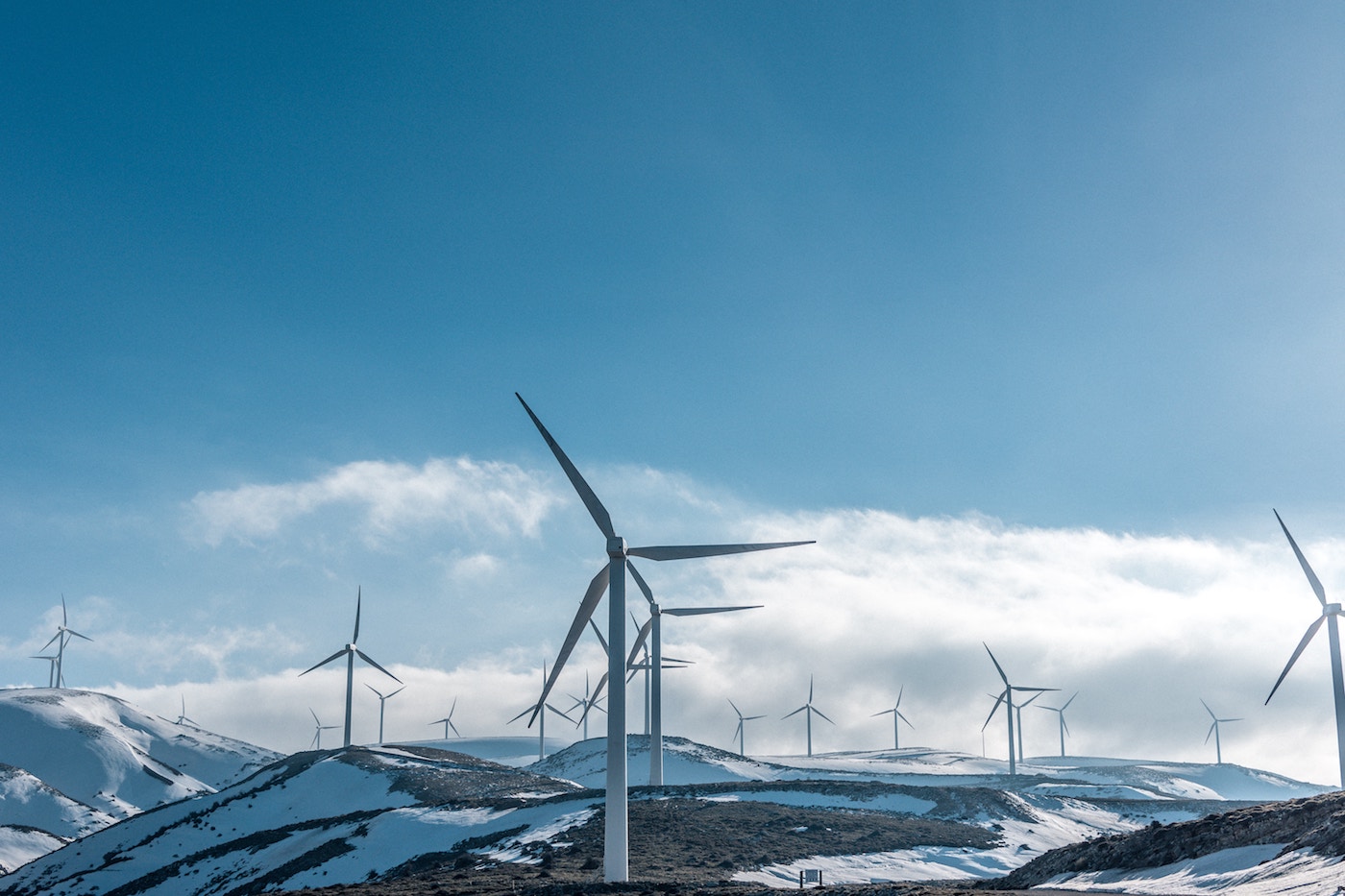 Digitalizing renewable energy Digitalizing renewable energy